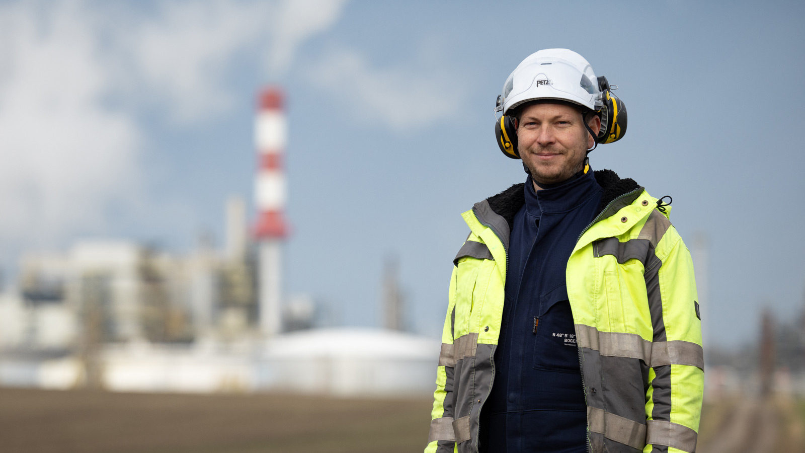 Das Portrait des Abteilungsleiters für Industrie David Bogensberger